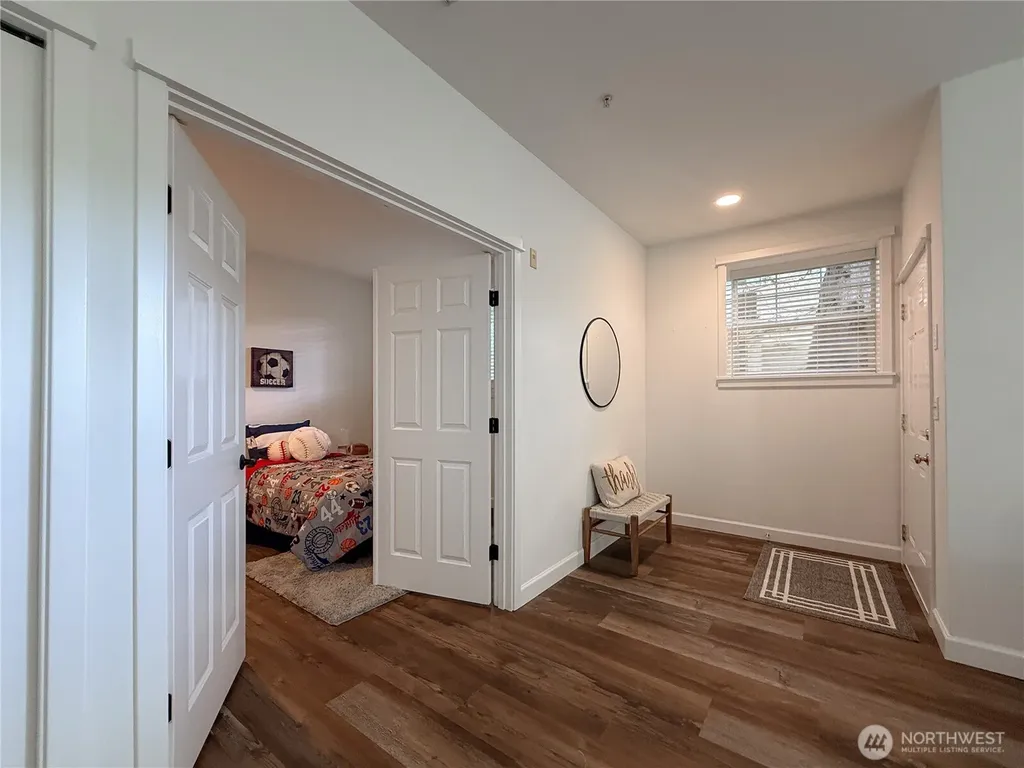 12208 NE 24th Street Bellevue WA 98005