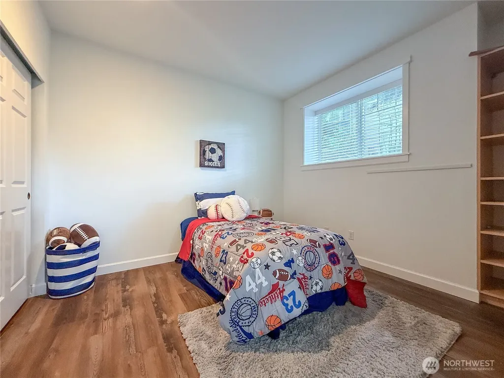 12208 NE 24th Street Bellevue WA 98005