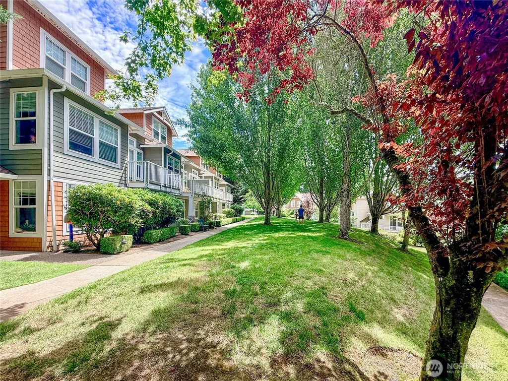 12208 NE 24th Street Bellevue WA 98005