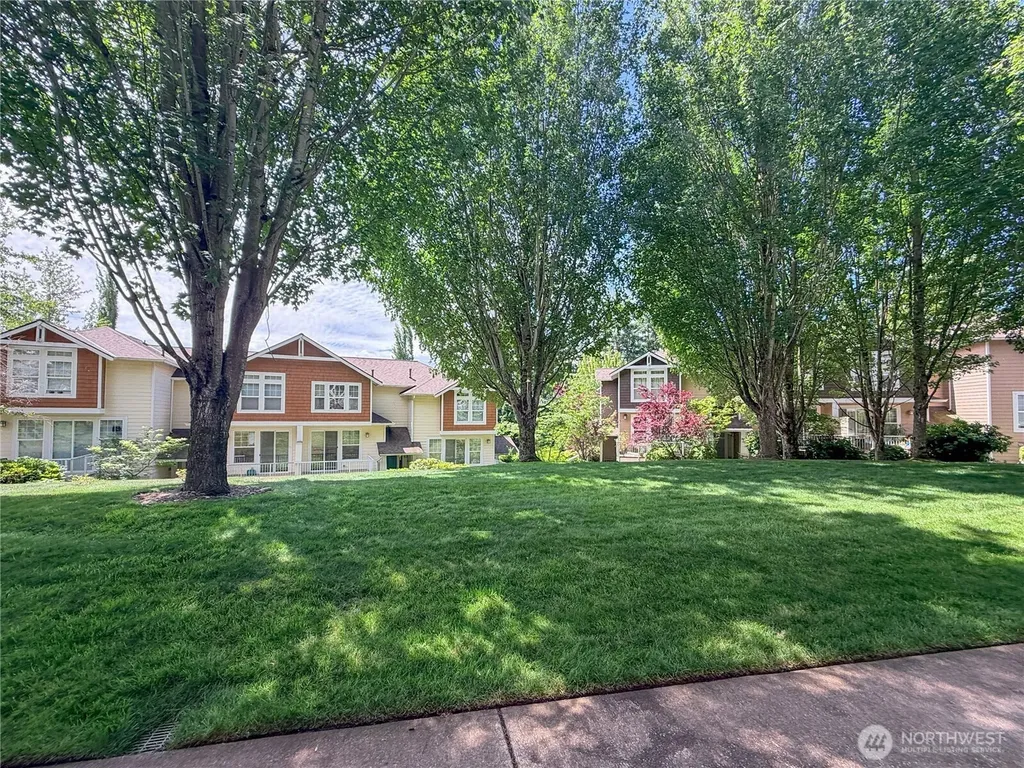 12208 NE 24th Street Bellevue WA 98005