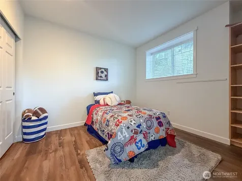 12208 NE 24th Street Bellevue WA 98005