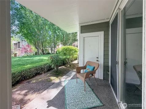12208 NE 24th Street Bellevue WA 98005