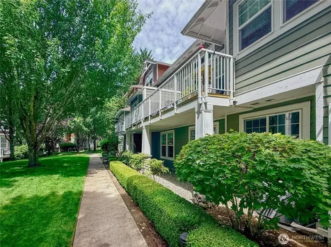 12208 NE 24th Street Bellevue WA 98005