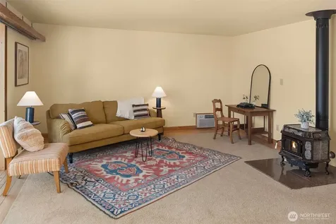 12422 SW Bachelor Road Vashon WA 98070
