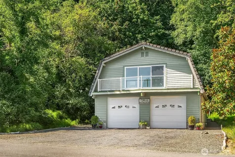 12422 SW Bachelor Road Vashon WA 98070