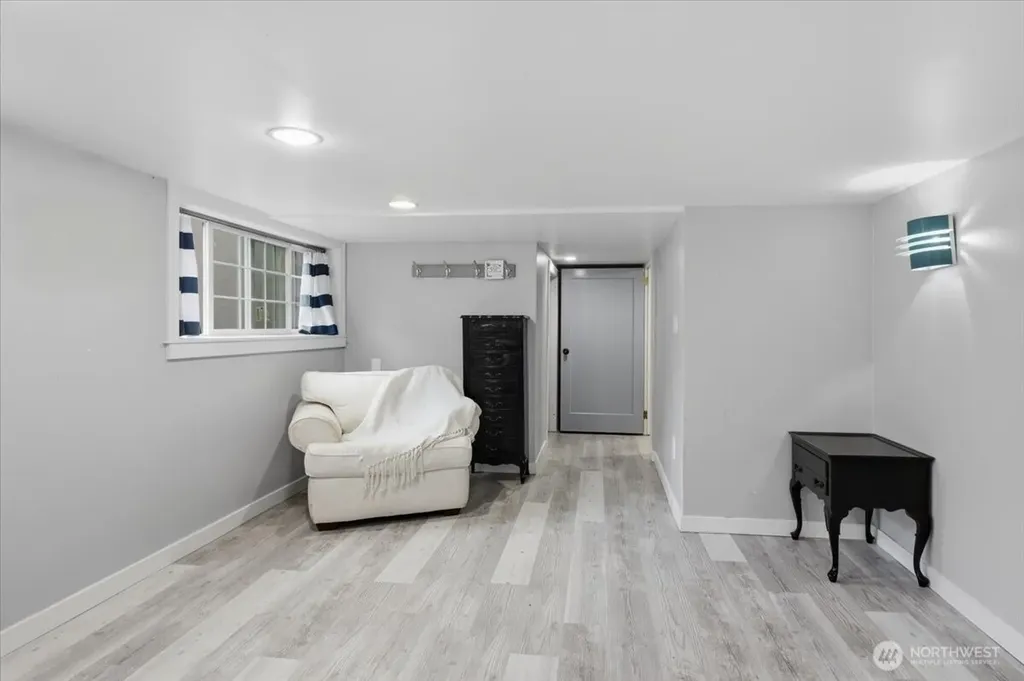 3115 204th Street SW Lynnwood WA 98036