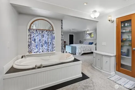 3115 204th Street SW Lynnwood WA 98036