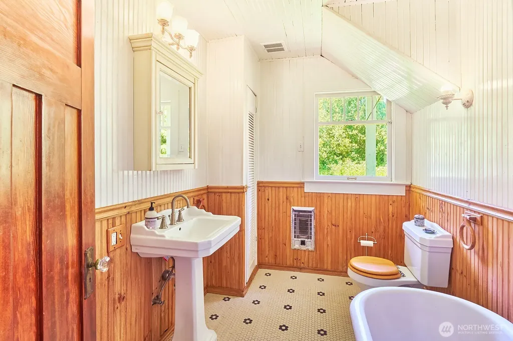 26405 Sandridge Road Ocean Park WA 98640