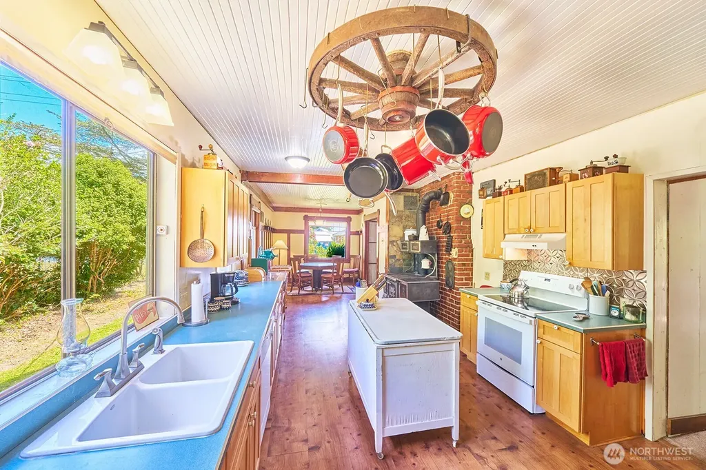 26405 Sandridge Road Ocean Park WA 98640
