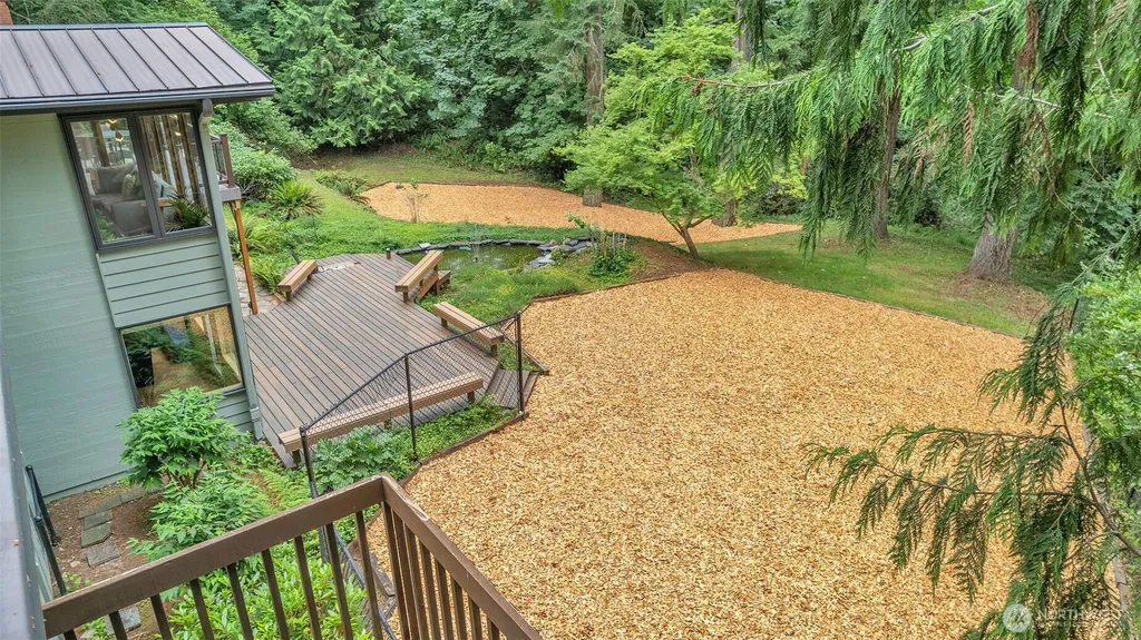 15605 72nd Avenue NE Kenmore WA 98208