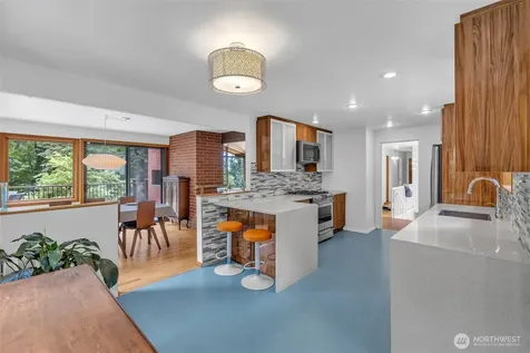 15605 72nd Avenue NE Kenmore WA 98208