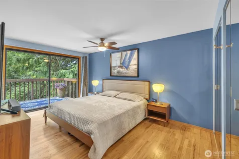 15605 72nd Avenue NE Kenmore WA 98208