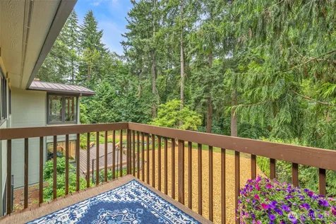 15605 72nd Avenue NE Kenmore WA 98208