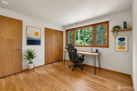 15605 72nd Avenue NE Kenmore WA 98208