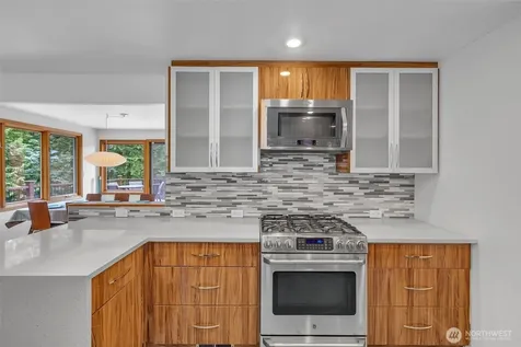 15605 72nd Avenue NE Kenmore WA 98208