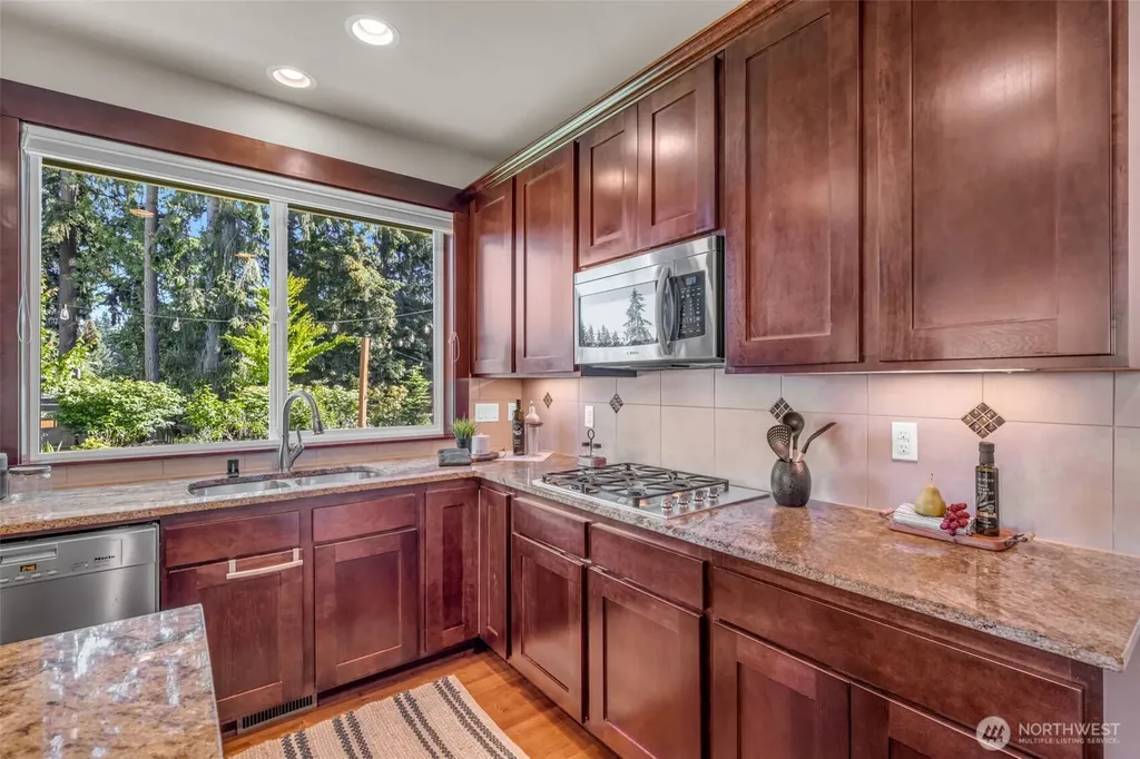 216 233rd Place SE Bothell WA 98021