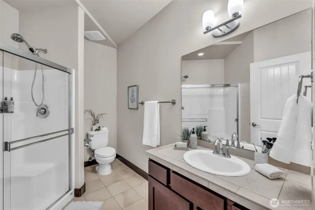 216 233rd Place SE Bothell WA 98021