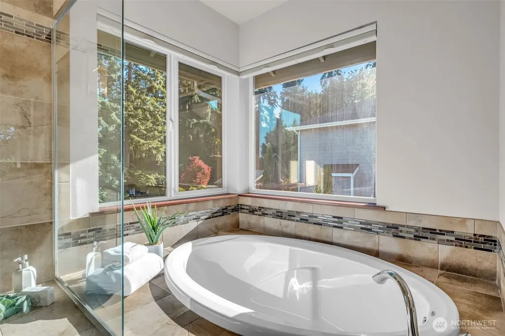 216 233rd Place SE Bothell WA 98021