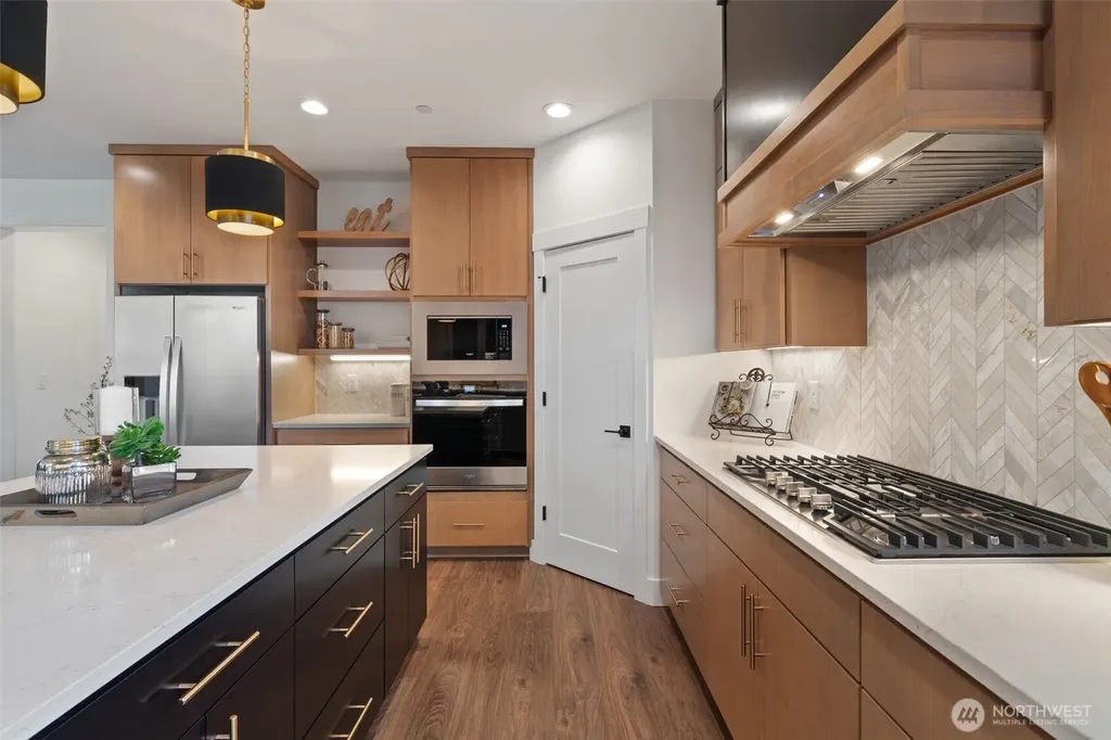 2308 E Dalmatian Drive La Center WA 98629
