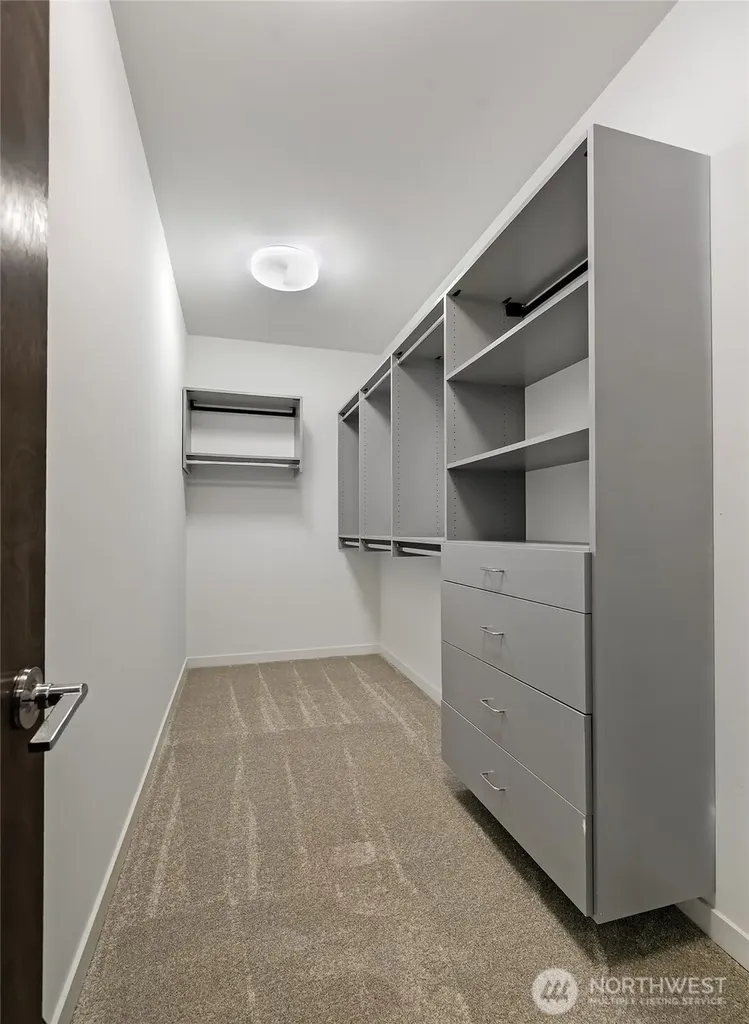 13721 Meridian Avenue N Seattle WA 98133