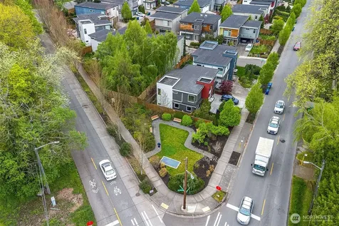 13721 Meridian Avenue N Seattle WA 98133