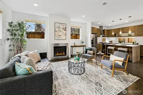 13721 Meridian Avenue N Seattle WA 98133