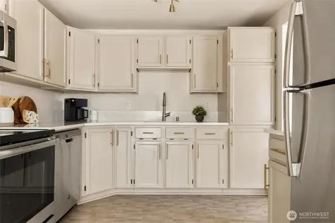 8720 Phinney Avenue N Seattle WA 98103
