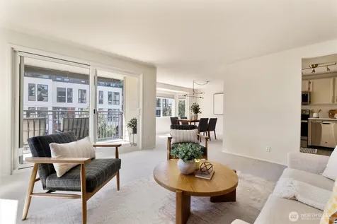 8720 Phinney Avenue N Seattle WA 98103