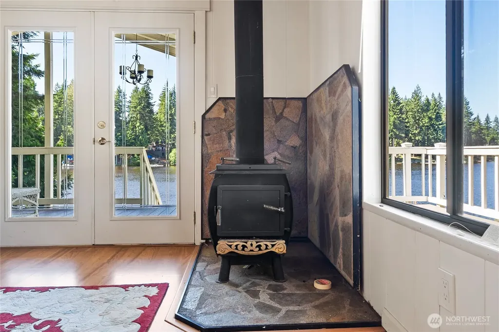 71 E Case Place W Shelton WA 98584