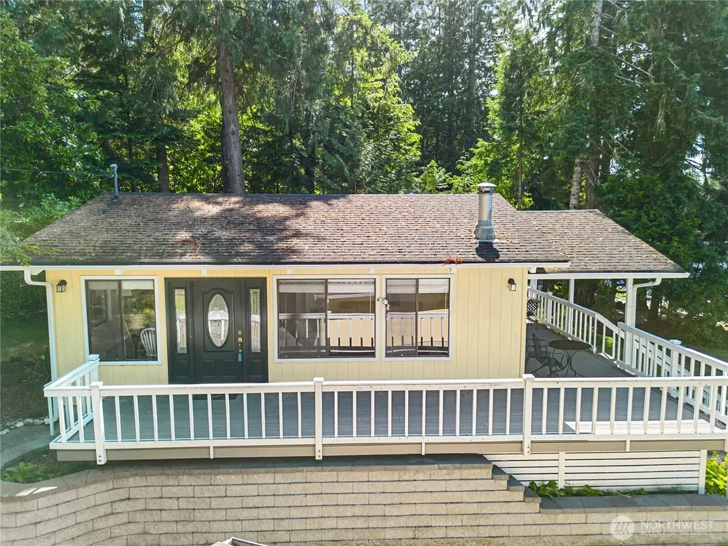 71 E Case Place W Shelton WA 98584