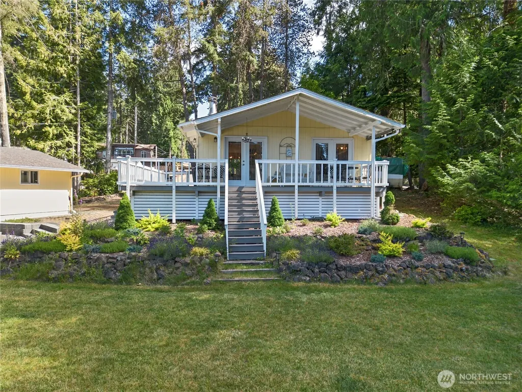 71 E Case Place W Shelton WA 98584