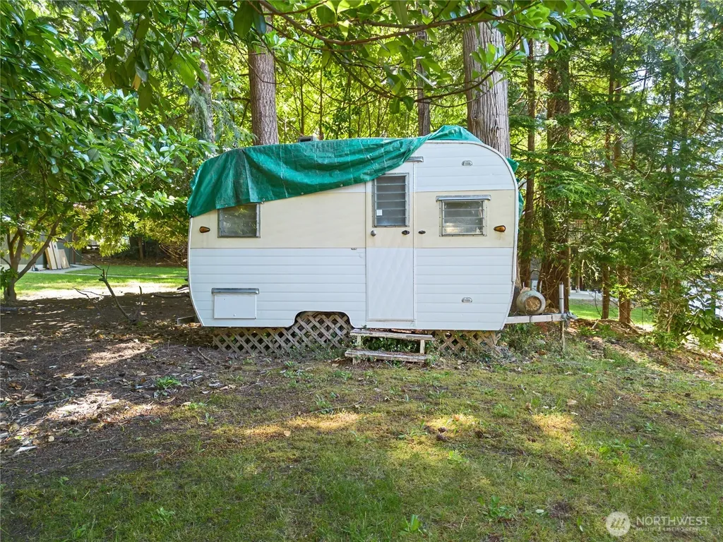 71 E Case Place W Shelton WA 98584