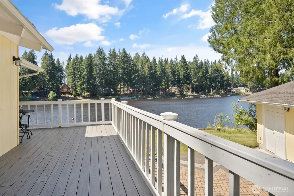 71 E Case Place W Shelton WA 98584