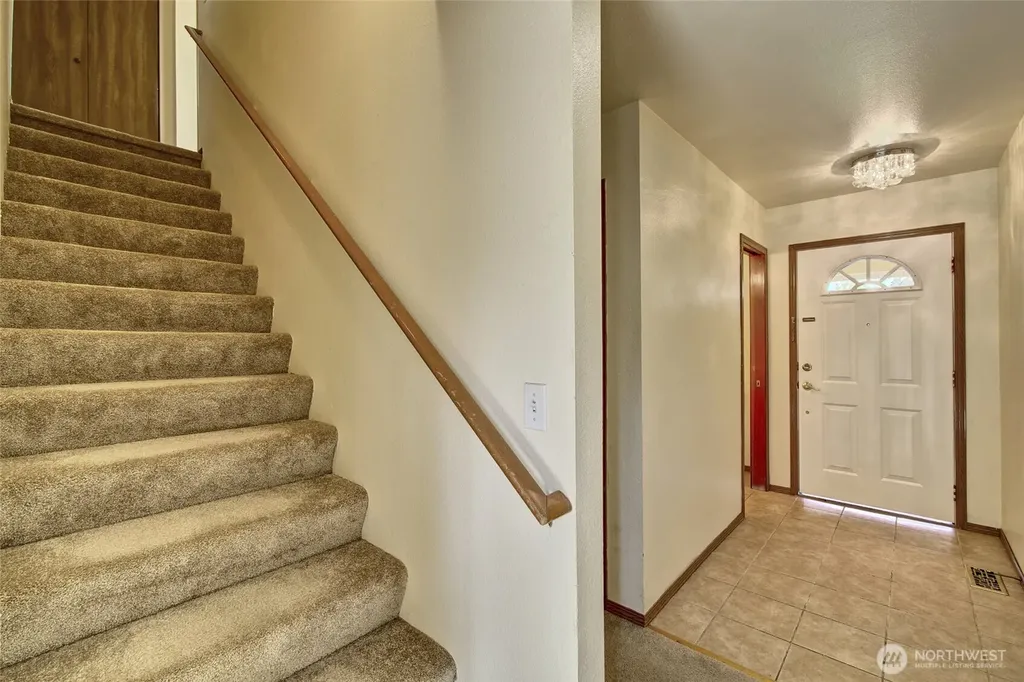 912 137th Street SW Everett WA 98204