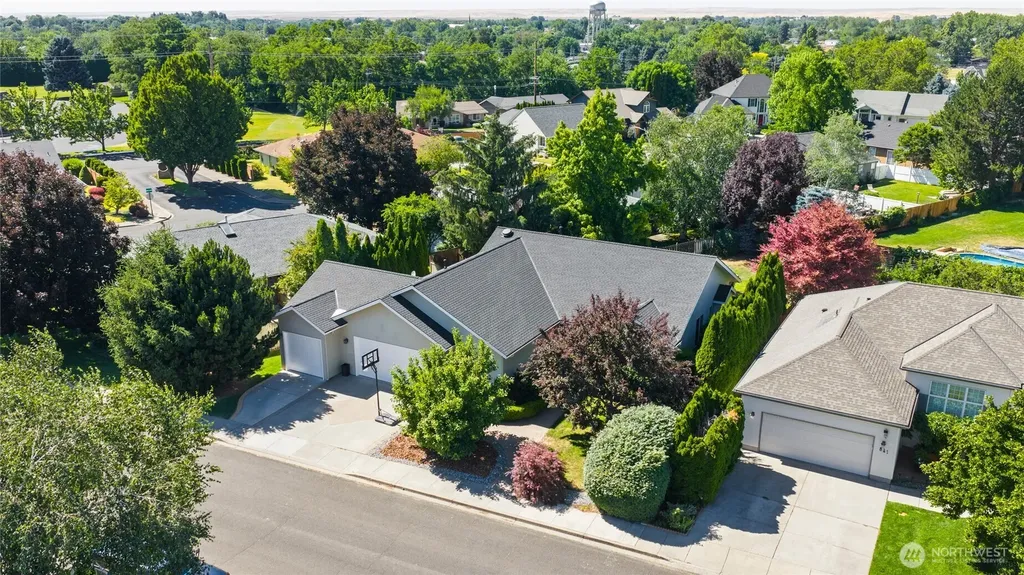 833 SE Marine Drive College Place WA 99324