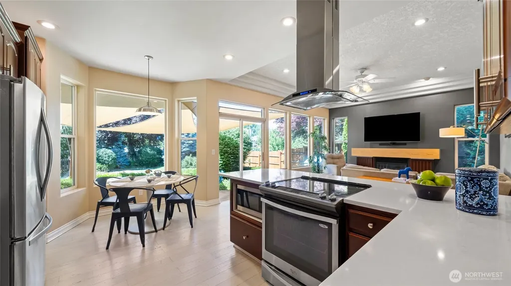 833 SE Marine Drive College Place WA 99324