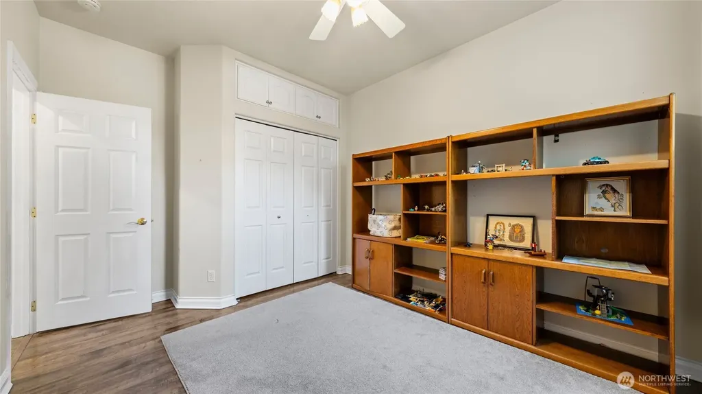 833 SE Marine Drive College Place WA 99324