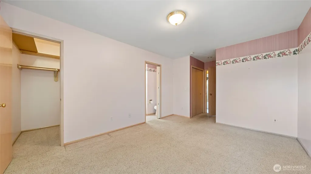 996 SE Admiral Place College Place WA 99324