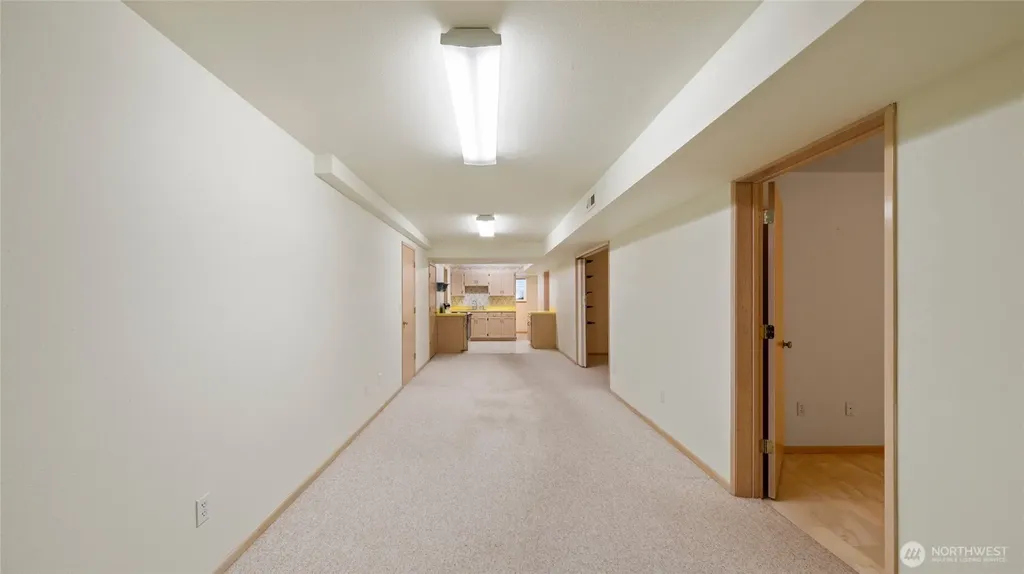 996 SE Admiral Place College Place WA 99324