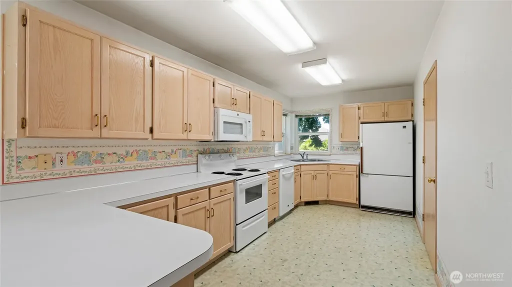 996 SE Admiral Place College Place WA 99324