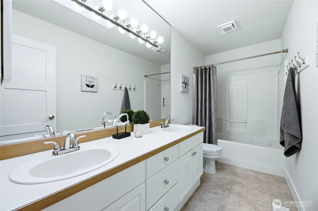 12917 SE 309th Place Auburn WA 98092