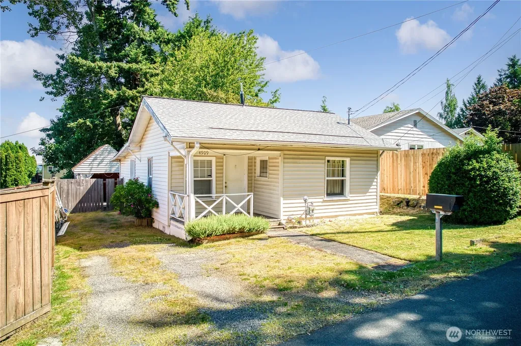 4909 N 38th Street Tacoma WA 98407