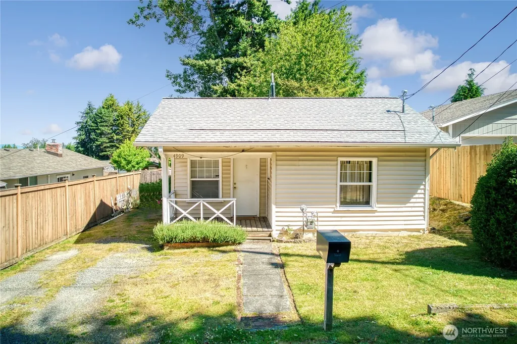 4909 N 38th Street Tacoma WA 98407