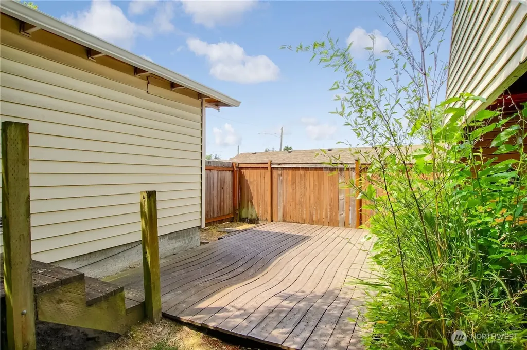 4909 N 38th Street Tacoma WA 98407