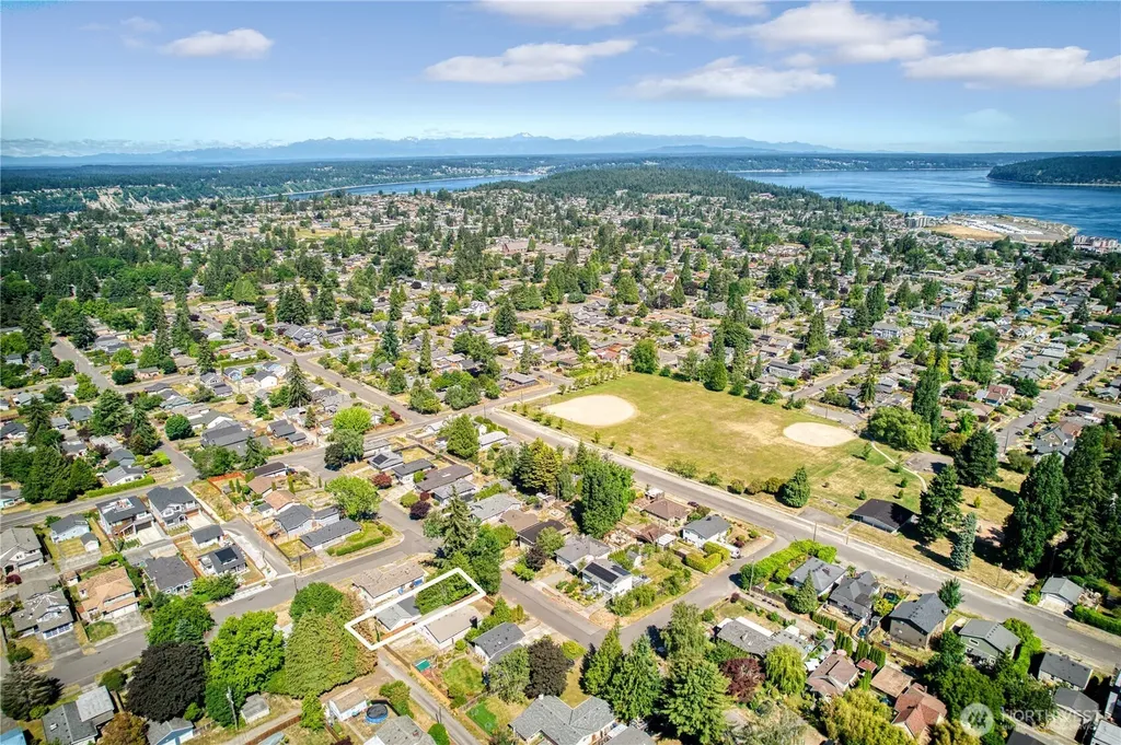 4909 N 38th Street Tacoma WA 98407
