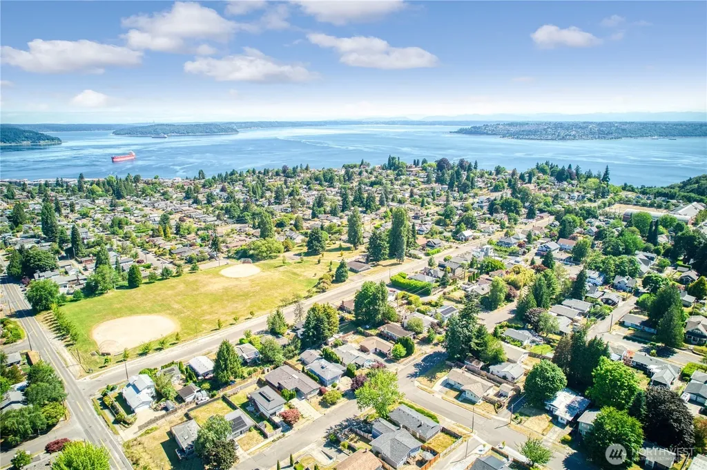 4909 N 38th Street Tacoma WA 98407