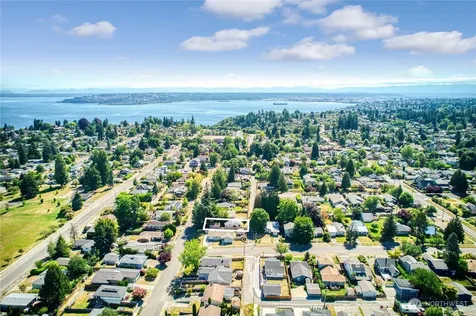 4909 N 38th Street Tacoma WA 98407