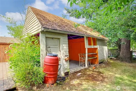 4909 N 38th Street Tacoma WA 98407