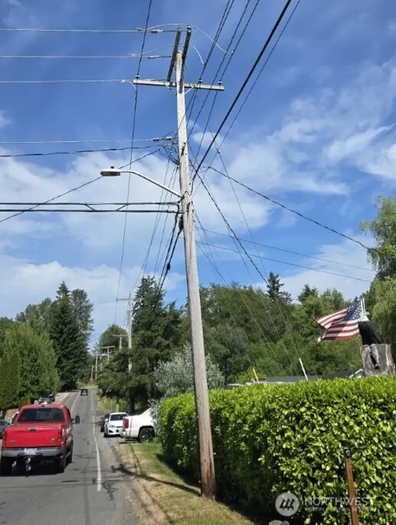105 SW 3rd Street South Prairie WA 98385