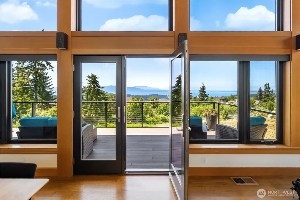 4320 Samish Crest Drive Bellingham WA 98229